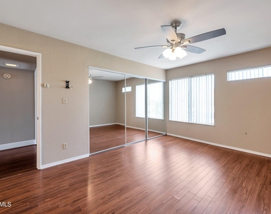 3600 N Hayden Road - Photo Thumbnail 10