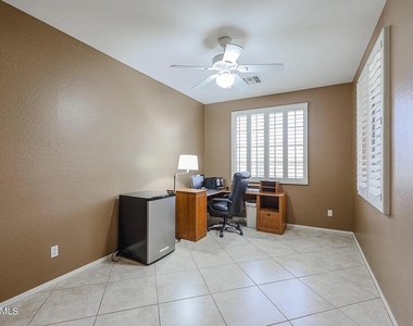 5929 W Blue Sky Drive - Photo Thumbnail 13