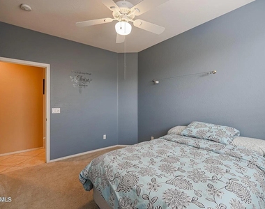 5929 W Blue Sky Drive - Photo Thumbnail 11