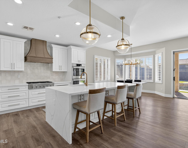 10587 E Sheena Drive - Photo Thumbnail 10