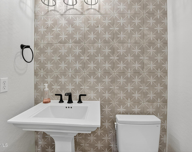 10587 E Sheena Drive - Photo Thumbnail 44