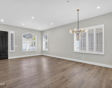 10587 E Sheena Drive - Photo Thumbnail 9