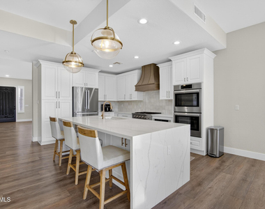10587 E Sheena Drive - Photo Thumbnail 11