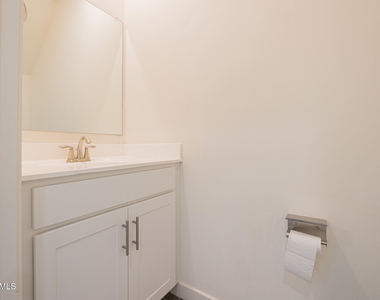 8343 N 22nd Drive - Photo Thumbnail 8