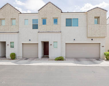 8343 N 22nd Drive - Photo Thumbnail 1