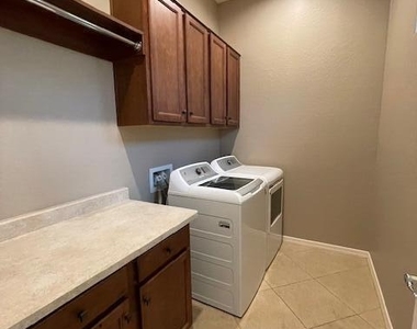 4511 E Jones Street - Photo Thumbnail 20