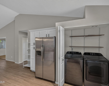 860 N Mcqueen Road - Photo Thumbnail 15