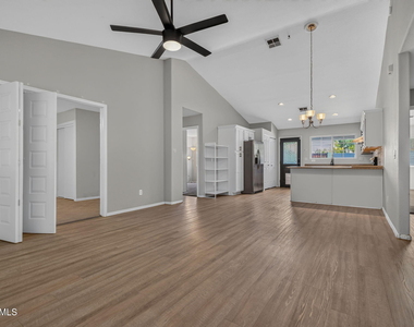 860 N Mcqueen Road - Photo Thumbnail 5