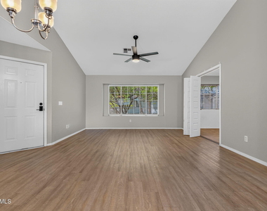 860 N Mcqueen Road - Photo Thumbnail 2