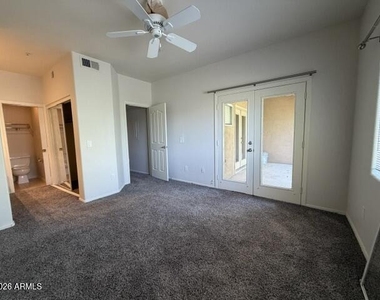 7021 E Earll Drive - Photo Thumbnail 10
