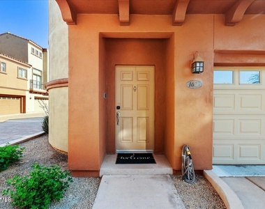 3935 E Rough Rider Road - Photo Thumbnail 15