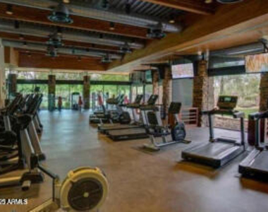 3935 E Rough Rider Road - Photo Thumbnail 21