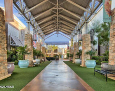 3935 E Rough Rider Road - Photo Thumbnail 26