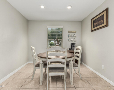 4028 S 95th Lane - Photo Thumbnail 10