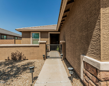 4028 S 95th Lane - Photo Thumbnail 6