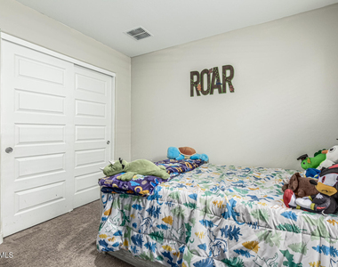 4028 S 95th Lane - Photo Thumbnail 21