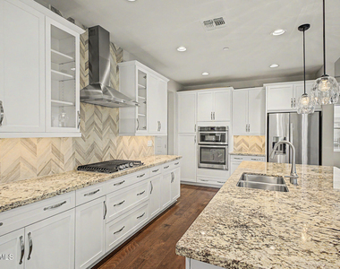 9001 E San Victor Drive - Photo Thumbnail 3