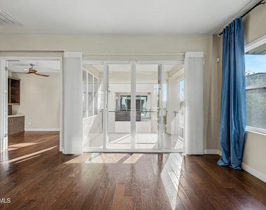 9001 E San Victor Drive - Photo Thumbnail 12