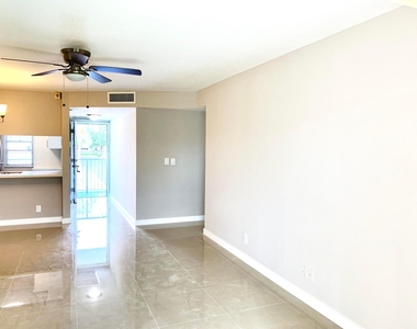 2750 Forest Hills Boulevard - Photo Thumbnail 7