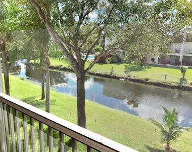2750 Forest Hills Boulevard - Photo Thumbnail 2