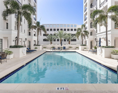 233 S Federal Highway - Photo Thumbnail 17