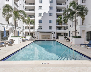 233 S Federal Highway - Photo Thumbnail 16
