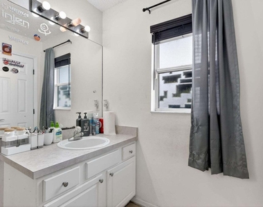 1574 Sw Fresno Road - Photo Thumbnail 7