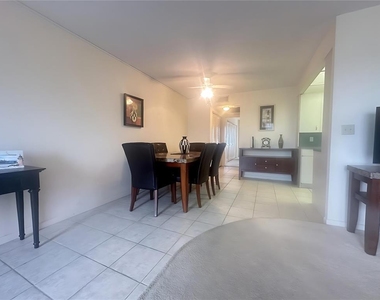4037 Harwood D - Photo Thumbnail 6