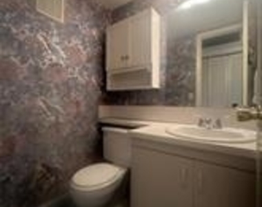 4037 Harwood D - Photo Thumbnail 12
