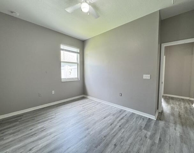 10868 Standing Stone Drive - Photo Thumbnail 29