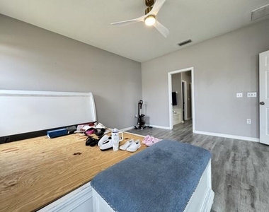 10868 Standing Stone Drive - Photo Thumbnail 20