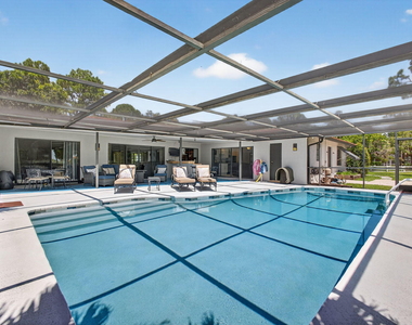 17218 Shetland Lane - Photo Thumbnail 14