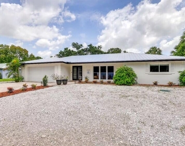 2806 8th Street - Photo Thumbnail 18