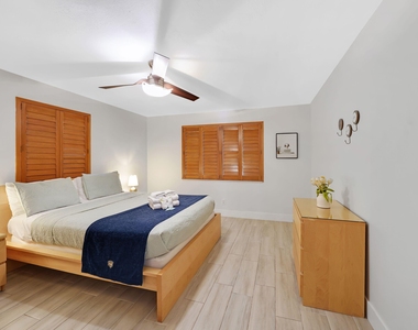 401 Nw 21st Court - Photo Thumbnail 18