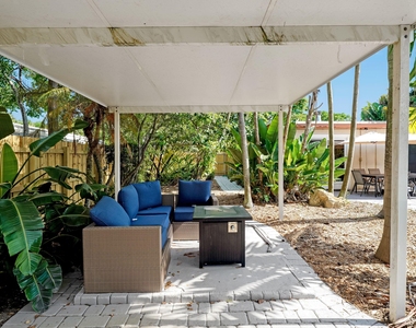 401 Nw 21st Court - Photo Thumbnail 40