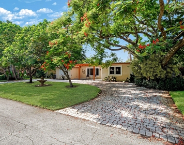401 Nw 21st Court - Photo Thumbnail 42
