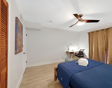 401 Nw 21st Court - Photo Thumbnail 24