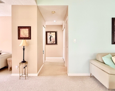 10678 Ocean Palm Way - Photo Thumbnail 19