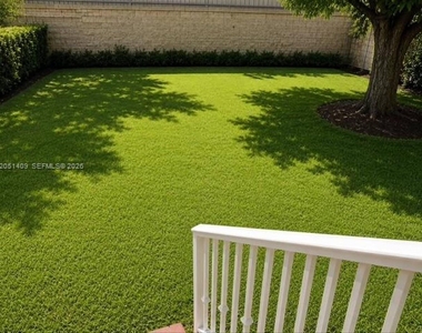 4038 Sw 9th Terrace - Photo Thumbnail 6