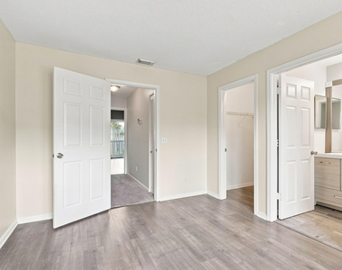 13521 S Indian River Drive - Photo Thumbnail 14