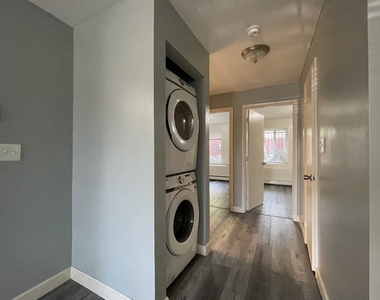 677 Marcy Avenue - Photo Thumbnail 7