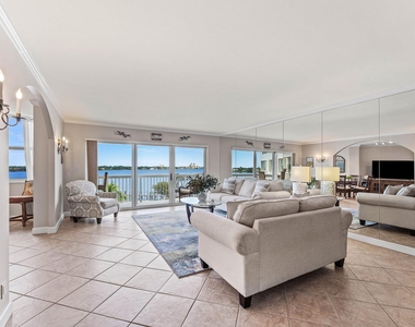 2600 N Flagler Drive - Photo Thumbnail 1