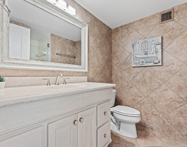 2600 N Flagler Drive - Photo Thumbnail 11