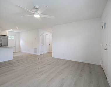 2075 37th Avenue - Photo Thumbnail 8