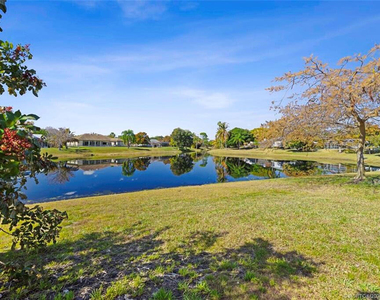 3074 Ne Loquat Lane - Photo Thumbnail 27
