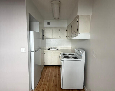 610 Ne 1st Avenue - Photo Thumbnail 5