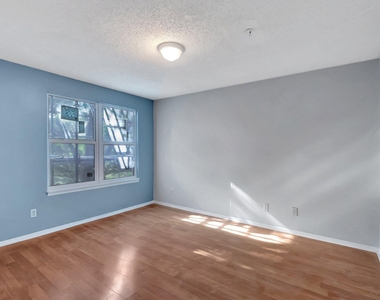 2301 N Congress Avenue - Photo Thumbnail 11