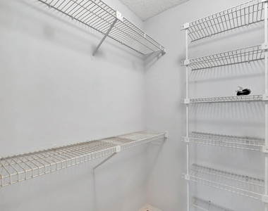 2301 N Congress Avenue - Photo Thumbnail 6