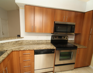 1000 Crystal Way - Photo Thumbnail 5