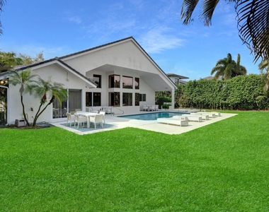5866 St Annes Way - Photo Thumbnail 20